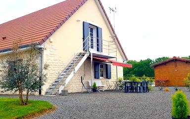 escalier acces chambres d'hôtes paray le monial