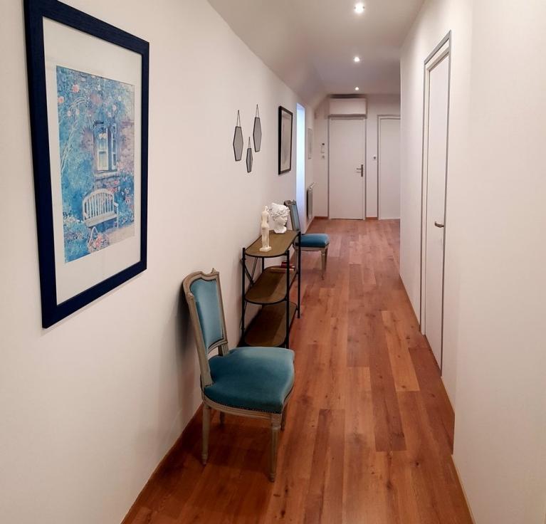 couloir etage chambres d'hôtes paray le monial